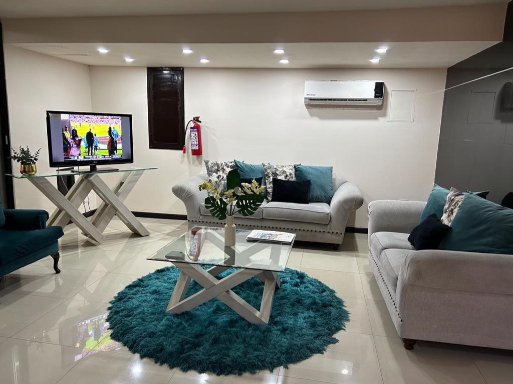 Hotel Francis คูเลียคัน ภายนอก รูปภาพ